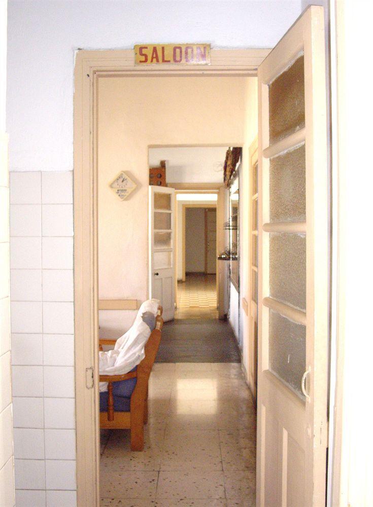 Trianon Hostel Paphos Kültér fotó